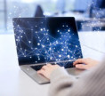 ICT specialisté loni v průměru vydělávali 94 tisíc měsíčně